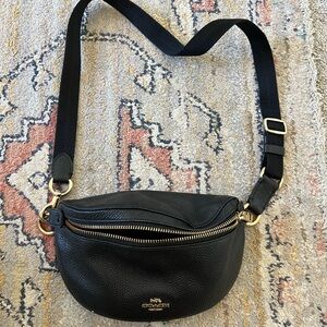 Coach Belt Bag | Pebble Leather | Black